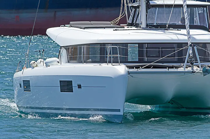 Lagoon 42 A/C & GEN & WM - 