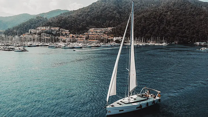 Bavaria C45 Style - 