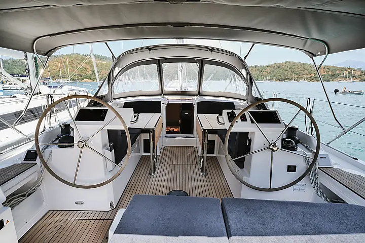 Bavaria C45 Style - 