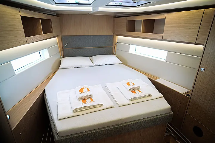 Bavaria C45 Style - 