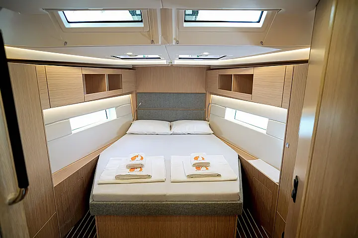 Bavaria C45 Style - 