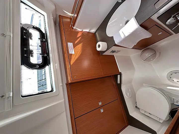 Bavaria Cruiser 37 - 