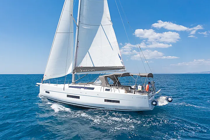 Dufour 530 AC & GEN & WM - 