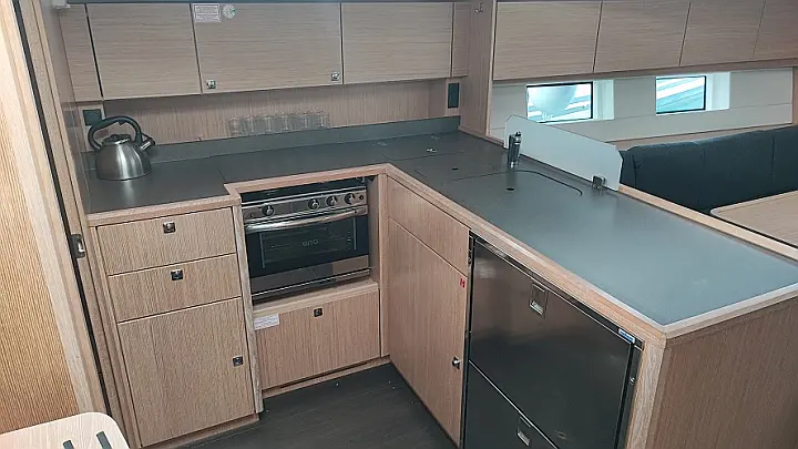 Bavaria C45 - 
