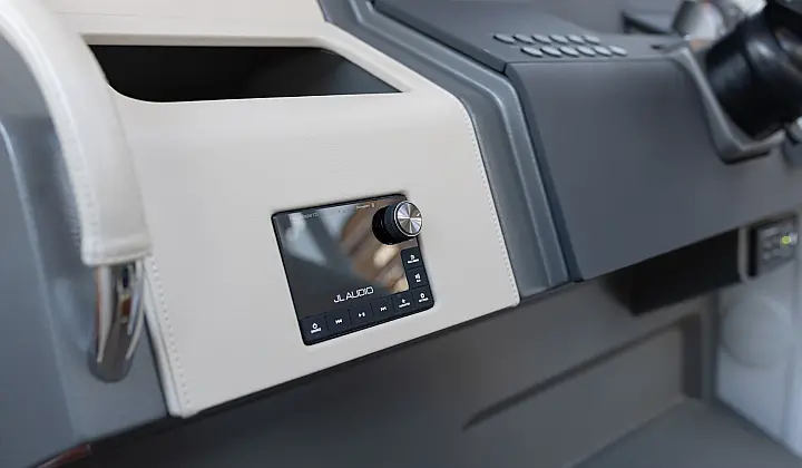 Nimbus Commuter C11 - 