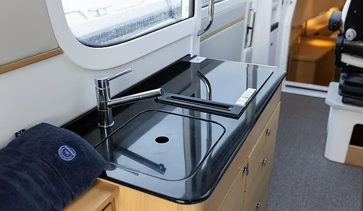 Nimbus Commuter C11 - 