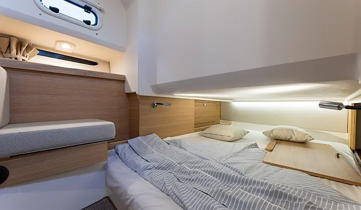 Nimbus Commuter C11 - 