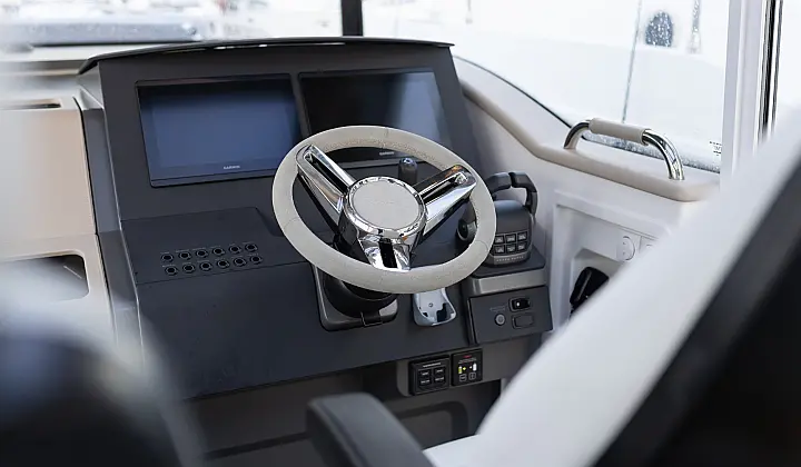 Nimbus Commuter C11 - 