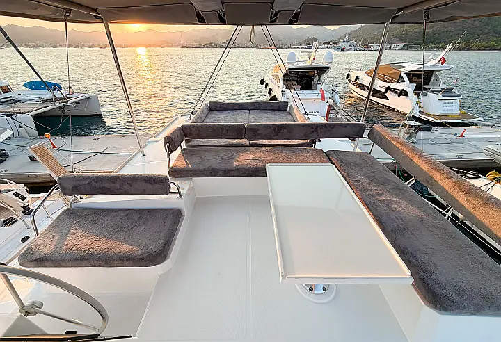 Bali 4.8  - 