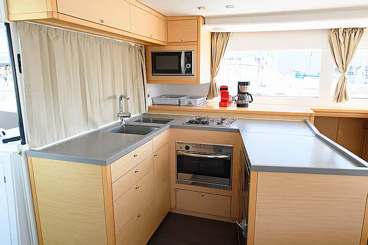 Lagoon 450  Flybridge - 