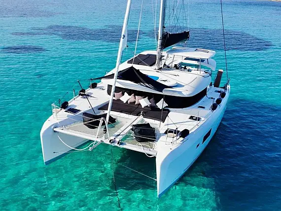 Lagoon 42 Owner's Version 