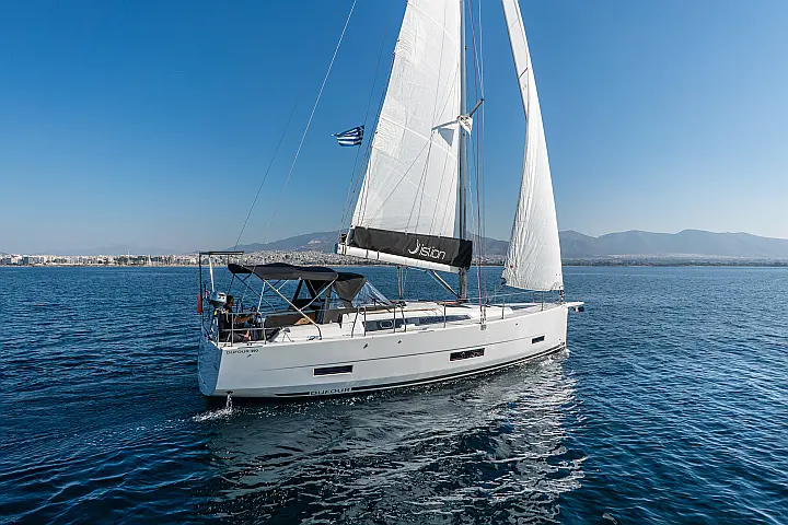 Dufour 390 - 