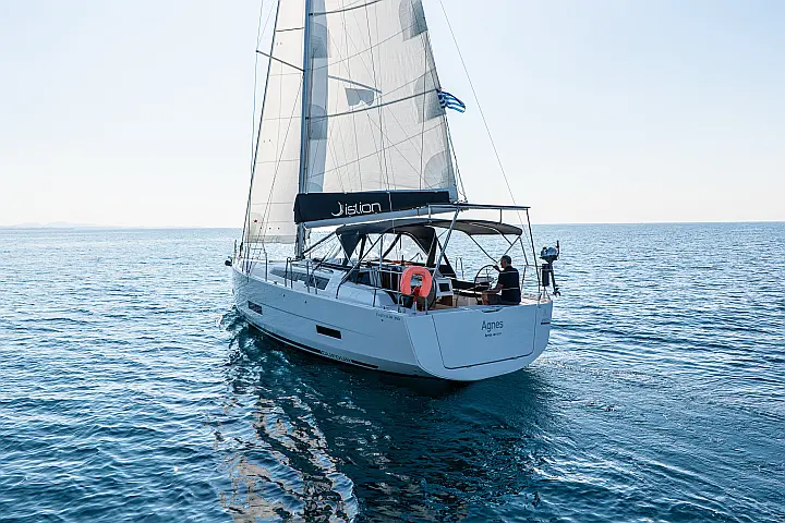 Dufour 390 - 