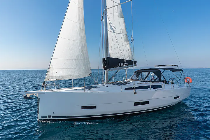 Dufour 390 - 