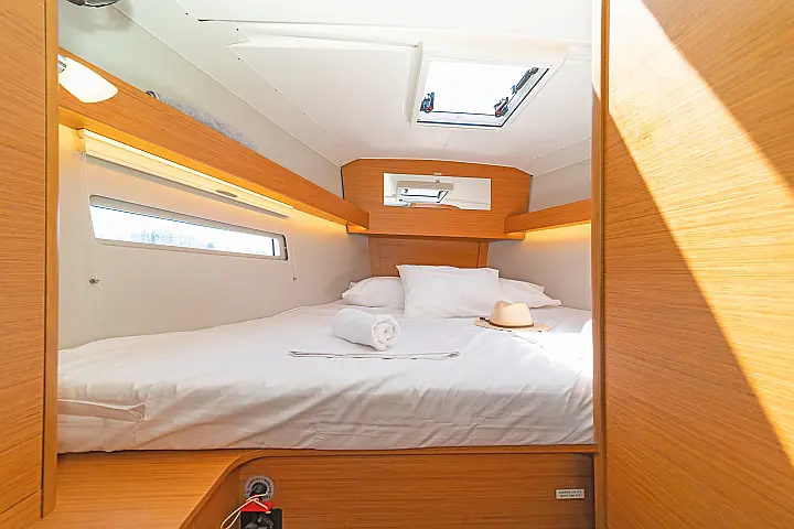 Dufour 390 - 