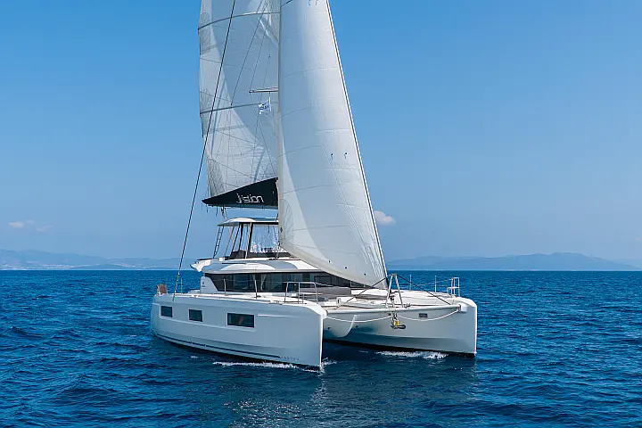 Lagoon 46 A/C & GEN & WM - 