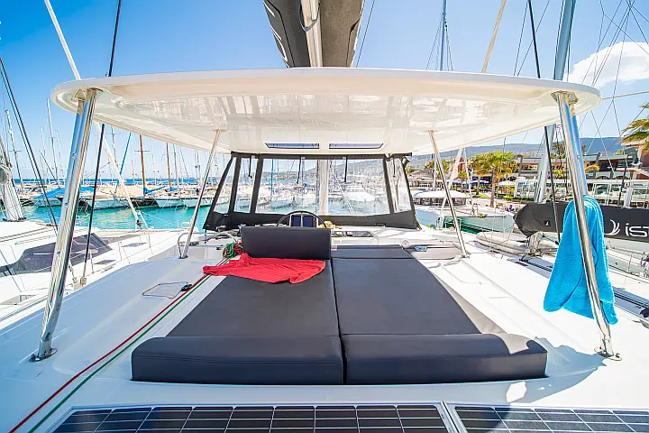 Lagoon 46 A/C & GEN & WM - 