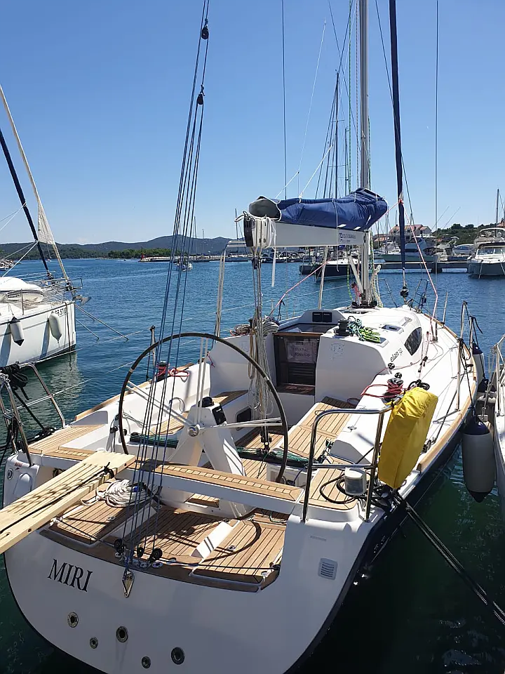 Elan 340 - 