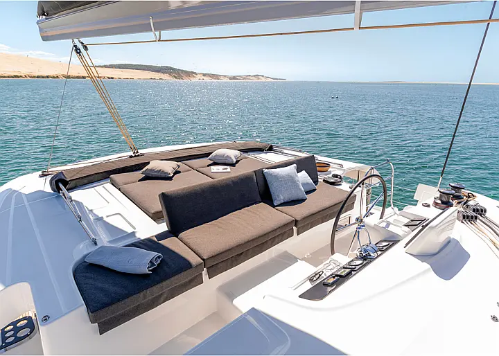 Lagoon 46 Fly - 