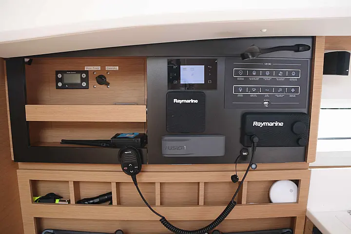 Sun Odyssey 440 - 3 cabins - 