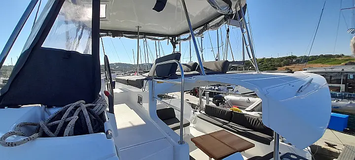 Lagoon 46 Owners Version - 