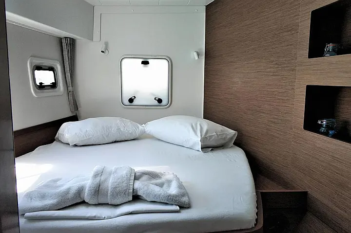 Lagoon 42 - 
