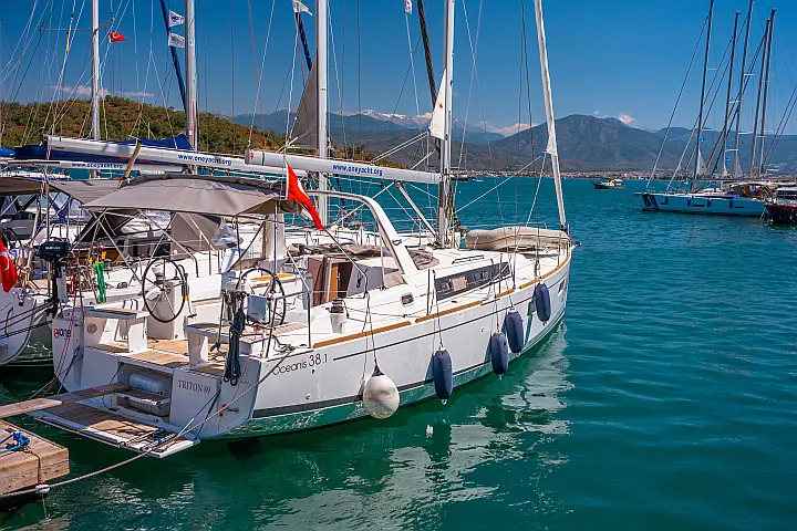 Oceanis 38.1 - 