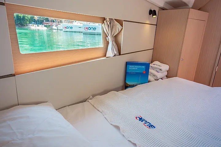 Oceanis 38.1 - 