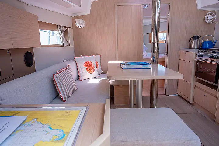 Oceanis 38.1 - 