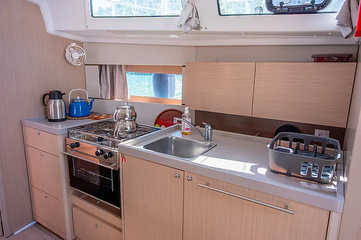 Oceanis 38.1 - 