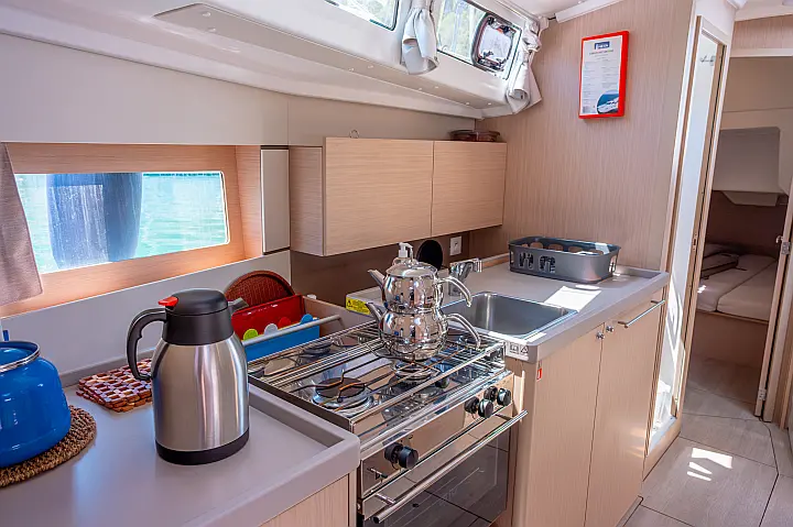 Oceanis 38.1 - 