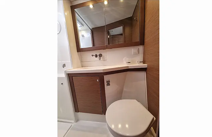 Lagoon 450F - 