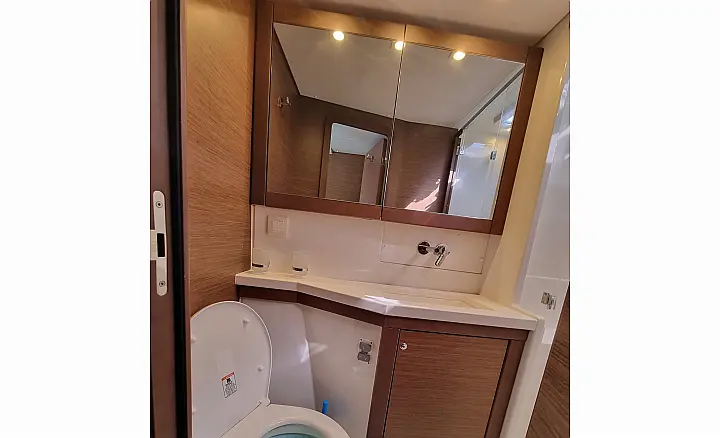 Lagoon 450F - 