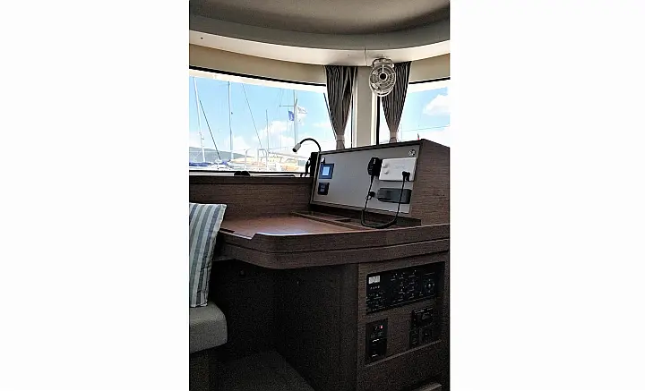 Lagoon 42 - 