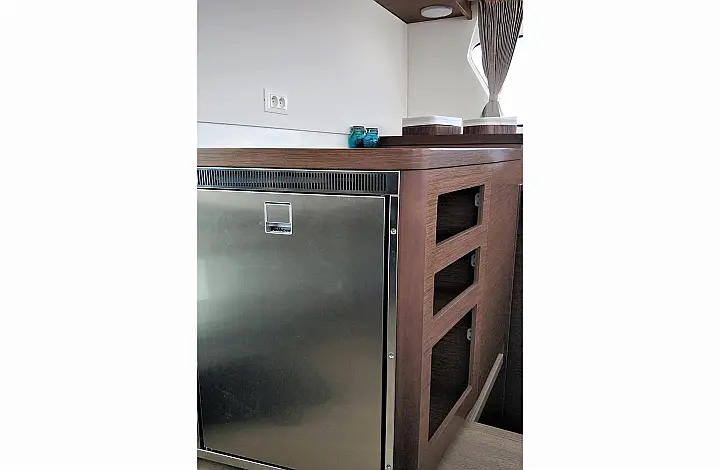 Lagoon 42 - 