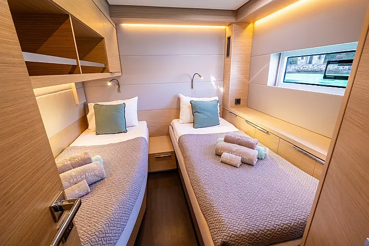 Lagoon 55 - 