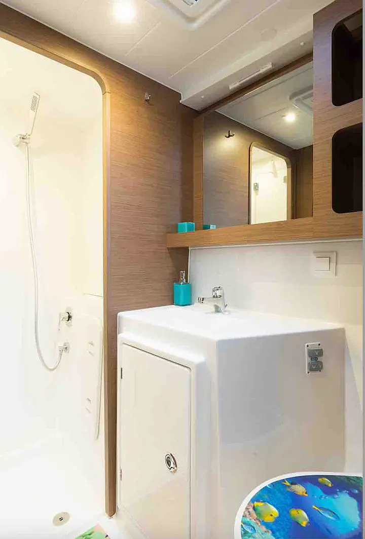 Lagoon 42 - 