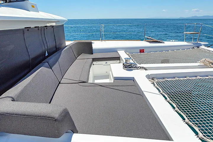 Lagoon 450 Flybridge - 