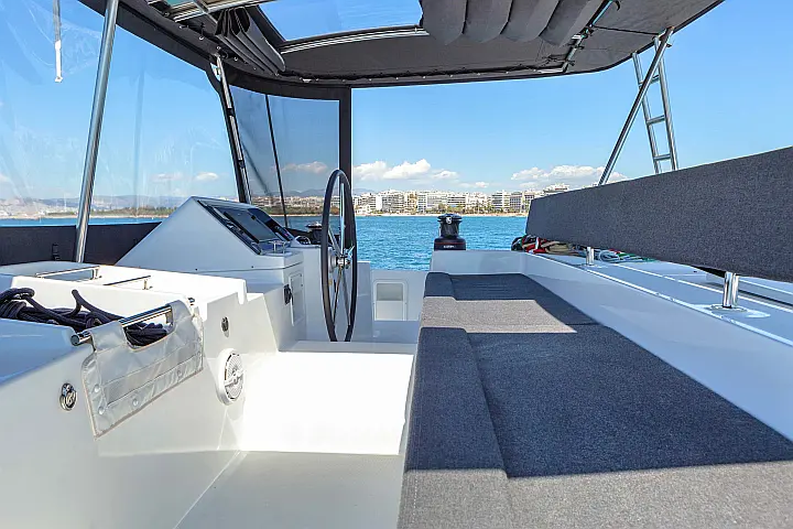 Lagoon 450 Flybridge - 