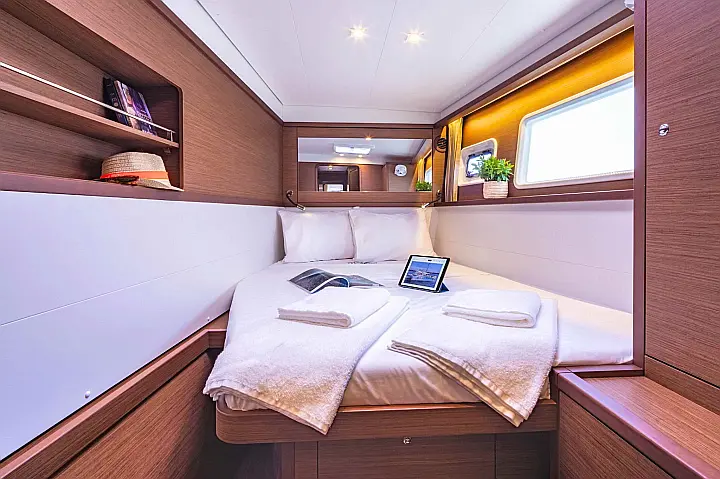 Lagoon 450 Flybridge - 