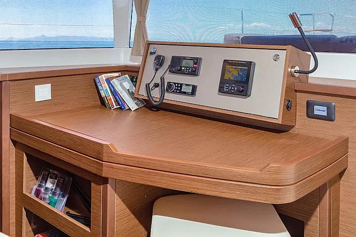 Lagoon 450 Flybridge - 