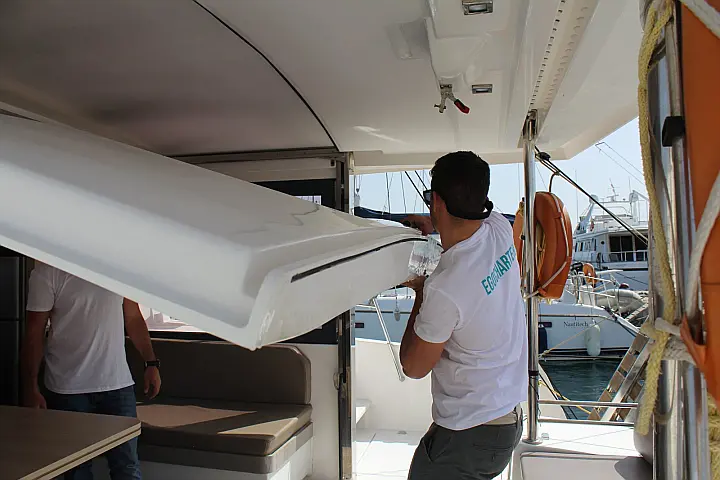 Bali 4.1 - tilting door