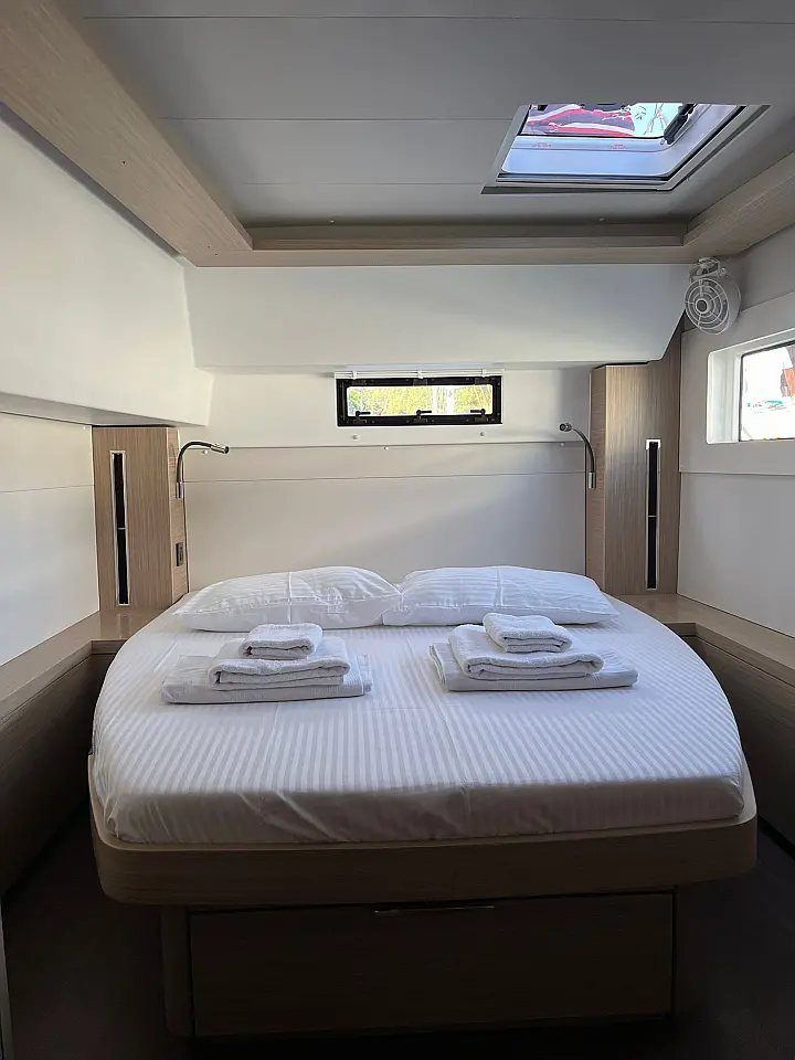 Lagoon 46 Fly - 