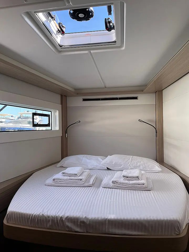 Lagoon 46 Fly - 