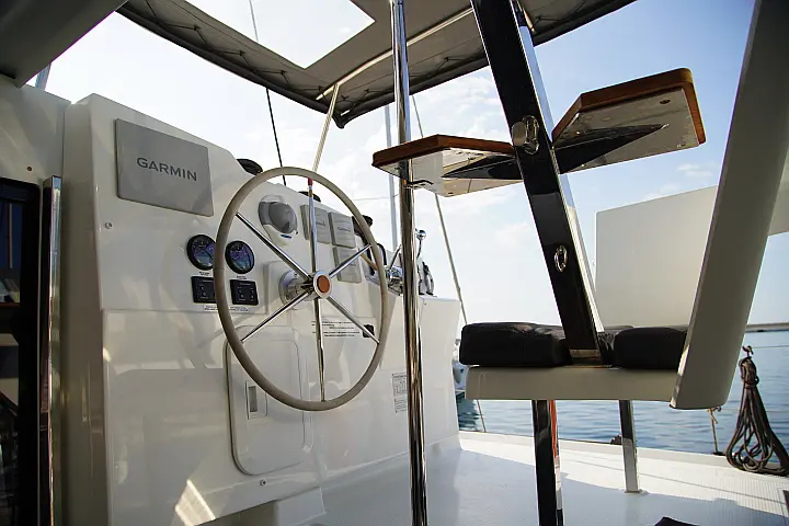 Isla 40 (A/C & Watermaker & Generator - 4+1 Cabins/4 Heads) - 
