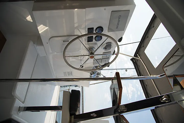 Isla 40 (A/C & Watermaker & Generator - 4+1 Cabins/4 Heads) - 