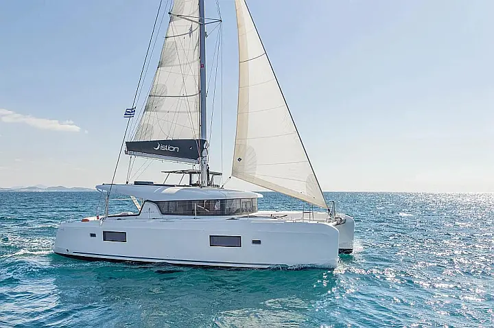 Lagoon 42 A/C & GEN & WM - 