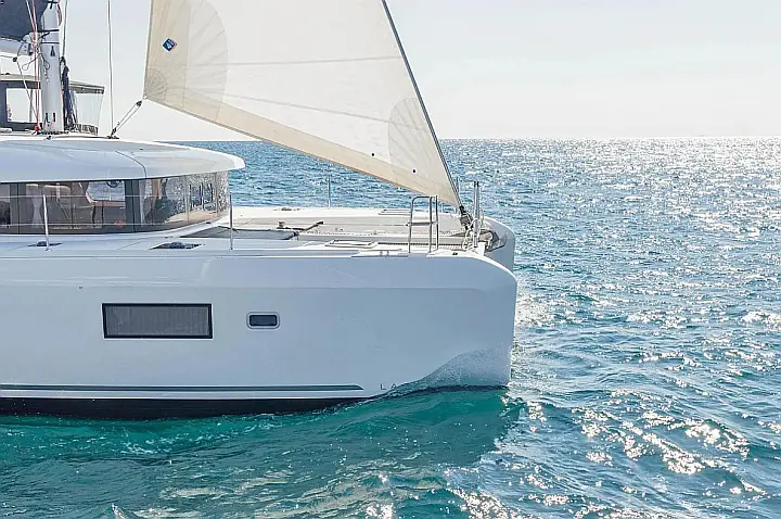 Lagoon 42 A/C & GEN & WM - 