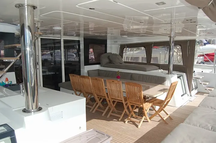 Lagoon 620 - Lounge 4