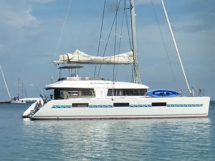 Lagoon 620 - Ship / few / starbord